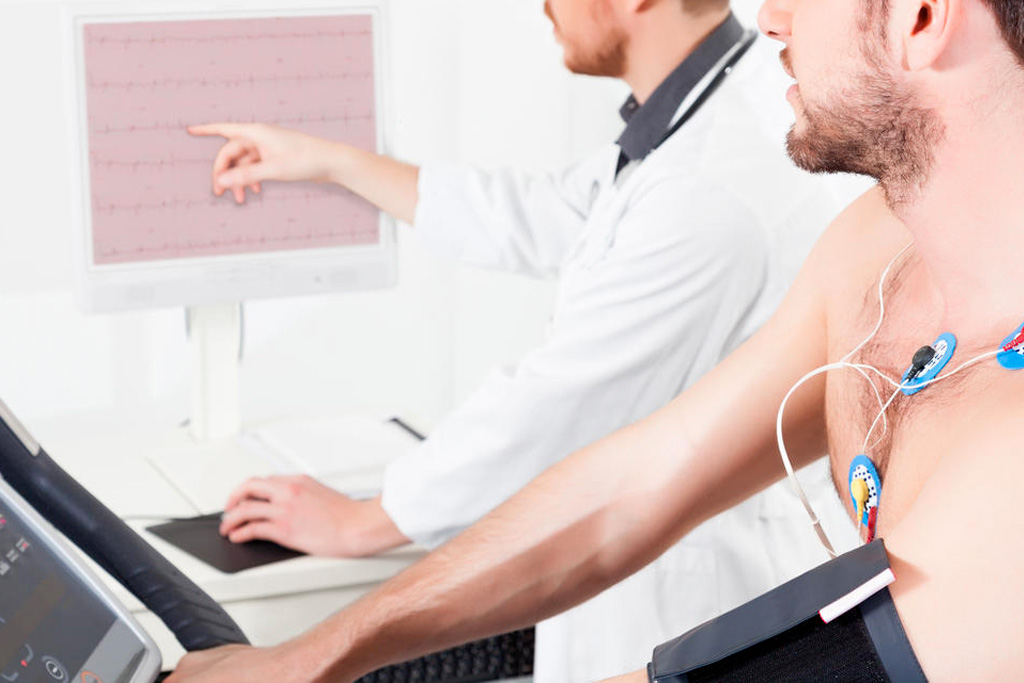 ECG da sforzo con cicloergometro